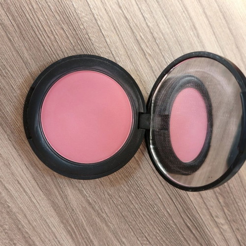 Blusher Erre Due like new
