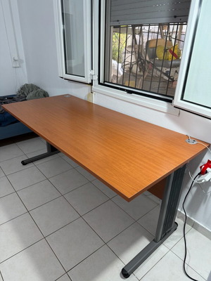 Professional sturdy desk like new, durable wood quality MANIAS HOME CHANIA