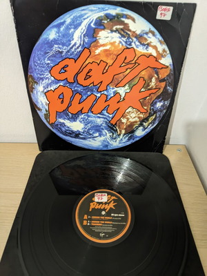 Daft Punk Around The World 12" vinyl record used, electronic