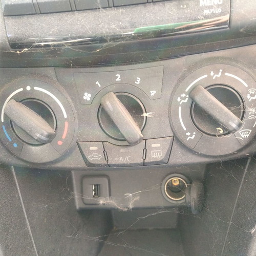 Air conditioning panel used for Suzuki Swift 2010