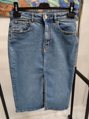 Alcott Denim Skirt size EUR 38 Medium like new, blue washed