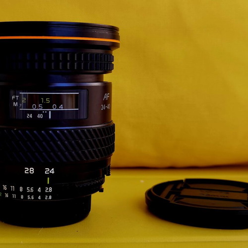 Tokina AT-X 240 AF Nikon lens like new, 24-40mm f/2.8 zoom