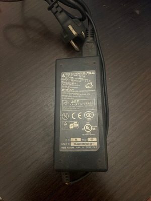 Asus laptop power adapter ADP-90FB REV.F used 19V 4.74A