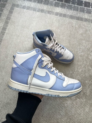 Nike Dunk High употребявани сини спортни обувки номер 38.5