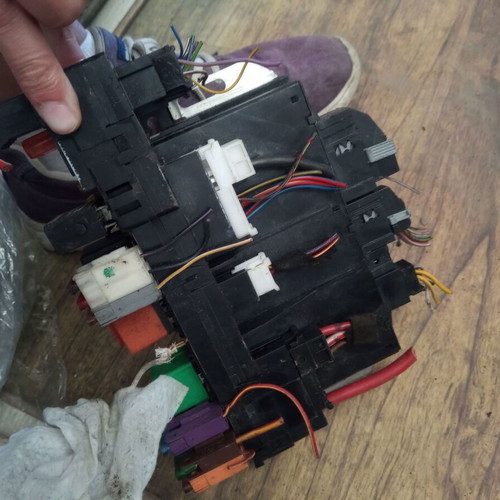 Fuse box SAM A0275454532 used for Mercedes-Benz S-Class sedan W220