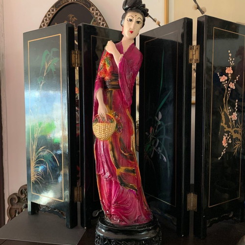 Asian Geisha Statue used, large hand-painted ceramic