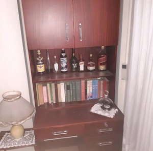Γραφείο βιβλιοθήκη