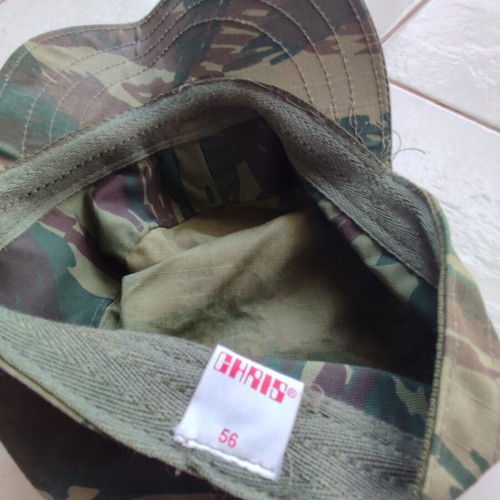 Camouflage hat like new, size 56, green