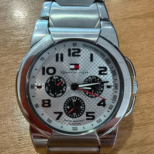 Tommy Hilfiger F90233 wristwatch new, silver, men's