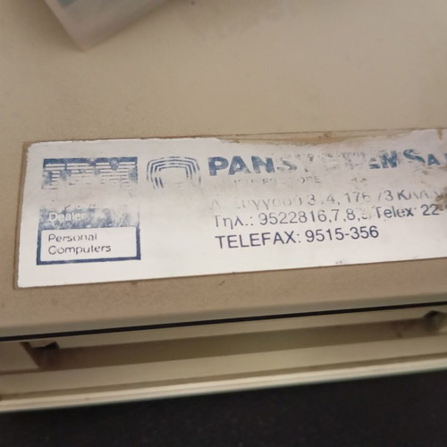 Data recorder and storage used with 4 DL2000 tapes