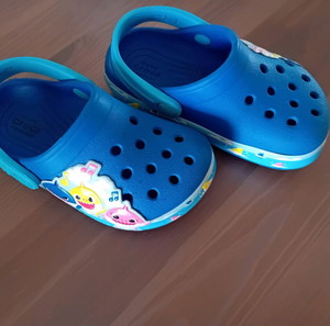 Crocs παιδικά Baby Shark
