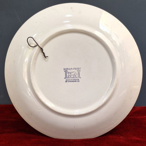 Kerameikos ceramic plate with ancient Greek design