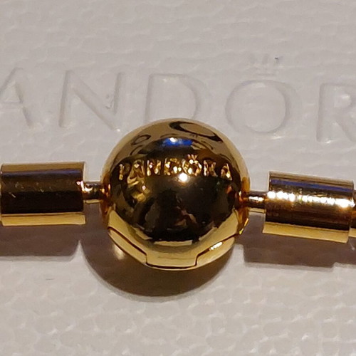 Pandora bracelet new, gold color, sizes 17 and 18 cm