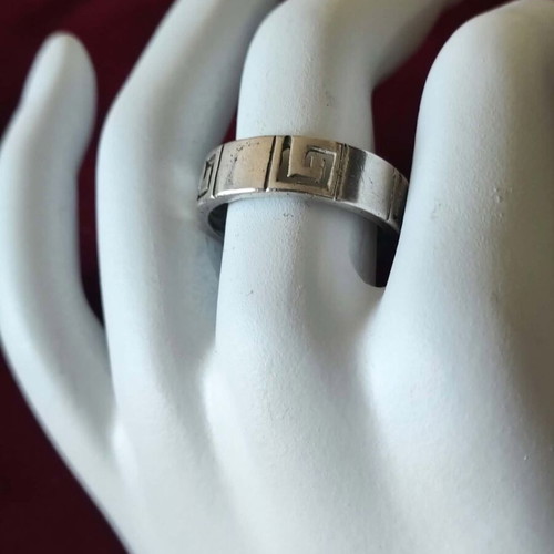 Silver ring 925 with zircon and gift ring, like new