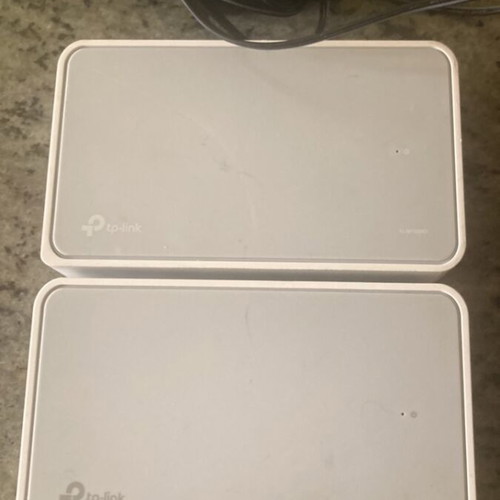 Tp-Link TL-SF-1008D unmanaged switch 8 ports used, set of 2 with charger