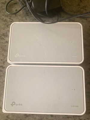 Tp-Link TL-SF-1008D unmanaged switch 8 ports used, set of 2 with charger