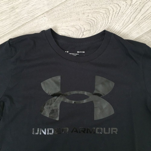 Under Armour graphic t-shirt women size M used, black