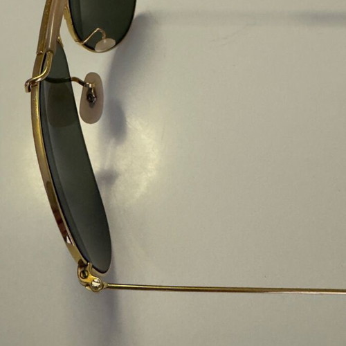 Ray Ban vintage sunglasses like new, made in USA by Bausch & Lomb