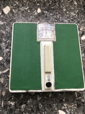 Krups analog floor scale 130kg used