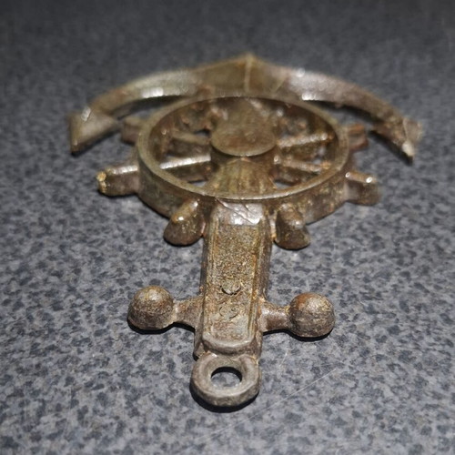 Vintage brass nautical wall decoration anchor with ship wheel