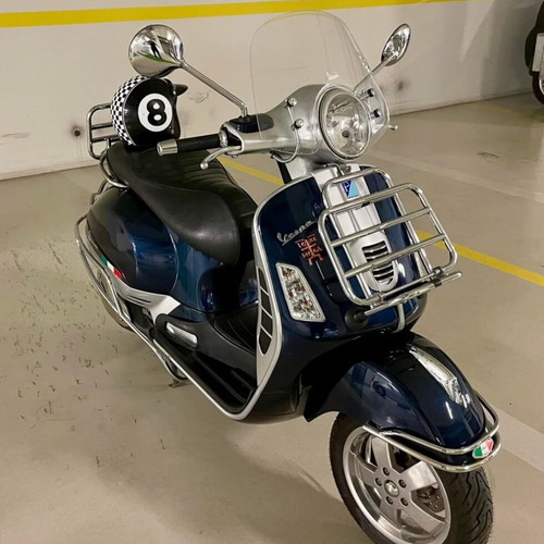Vespa GTS 300ie used special edition 2013, two-tone