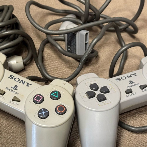 PlayStation gamepad used, non-functional