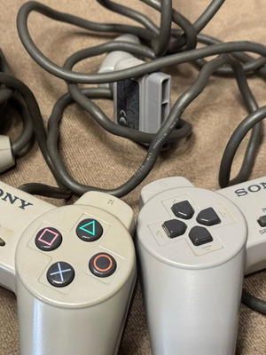 PlayStation gamepad used, non-functional