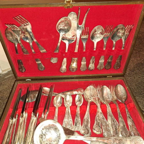 Carved antique box 40 years old like new, filled with silver cutlery