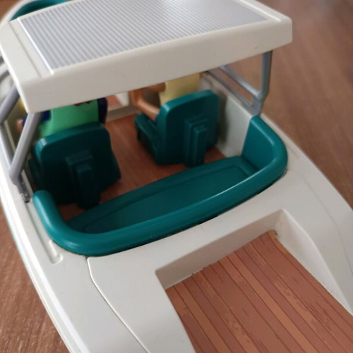 Playmobil no 6981 used with missing parts