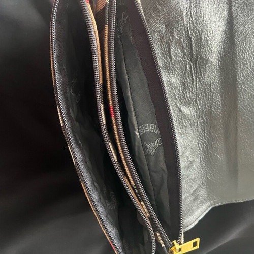 Modissimo women's crossbody bag like new, black and beige