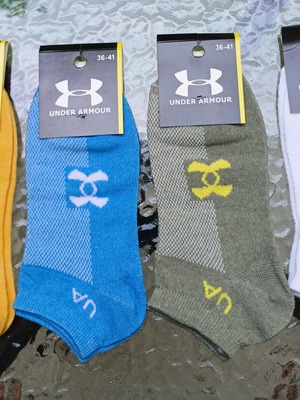 Under Armour women's socks pack of 4, sizes 36-41, new