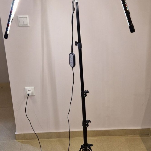 LED Grow Light BL-C80C with 4 Heads, Tripod and Timer, like new