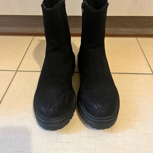 Bozikis black ankle boots used, size 38, zipper, tread sole