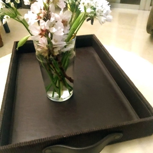 Leather tray new with decorative edge 41x28.5x6cm