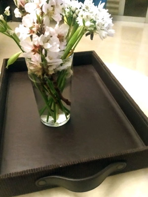 Leather tray new with decorative edge 41x28.5x6cm