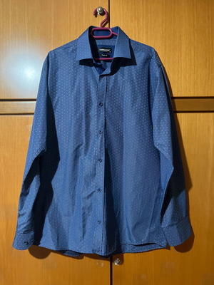 Men's blue shirt size M like new