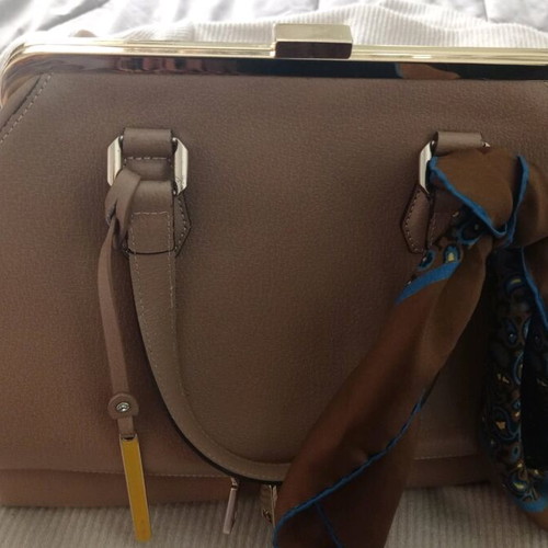 CROMIA handbag like new, beige with crossbody strap