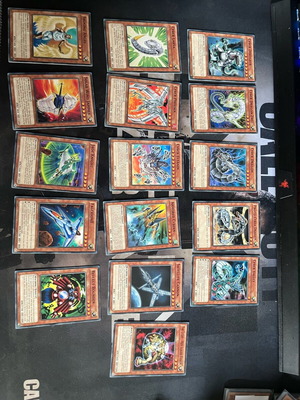 Yugioh SDCR like new with sleeves