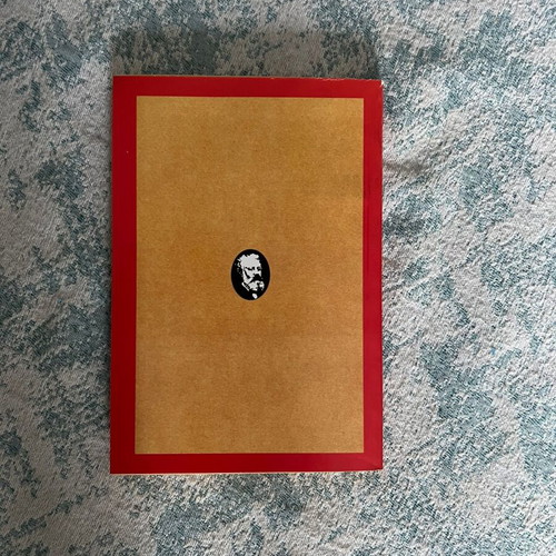 Journey to the Center of the Earth book like new, Greek