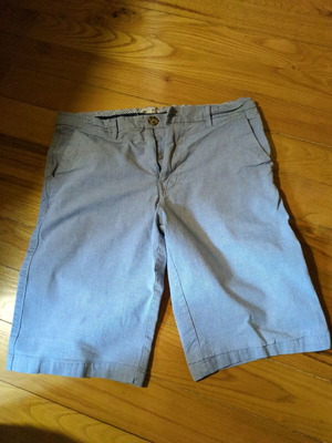 Bizzbee men's bermuda shorts like new, size 40, light blue