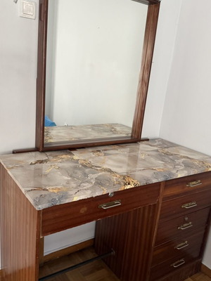 Bedroom furniture like new