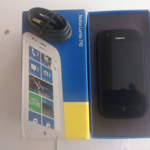 Nokia Lumia 710 Type RM-803 used, microsim, black, with charger