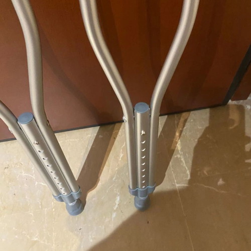 Adjustable Aluminum Crutches Large new Medical Brace