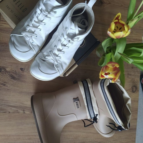 Mukishoes Cloud Leather High Sneakers Size 41 Used White
