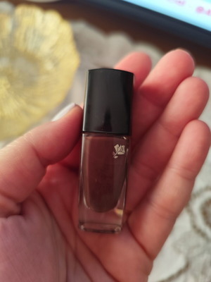 Lancôme nail polish brown color new