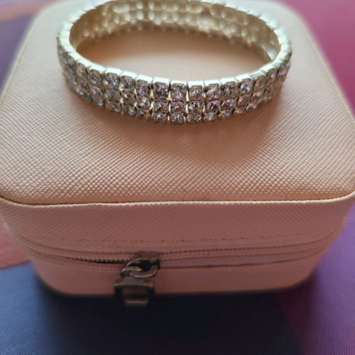 Silver bracelet with rhinestones Zara like new with elasticity