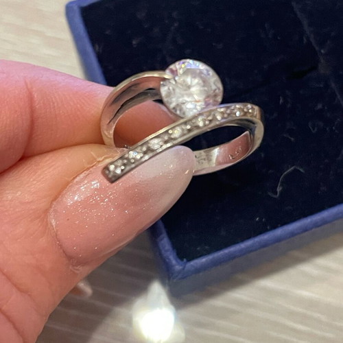 White gold 585 ring used, size 57