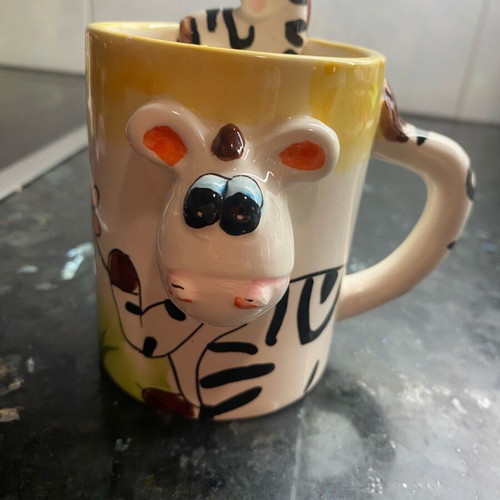 Children's mugs used, sold together