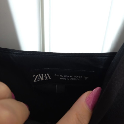 Zara evening top with bow and V neckline black XL