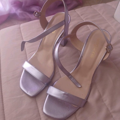 Lilac metallic sandals size 38 new